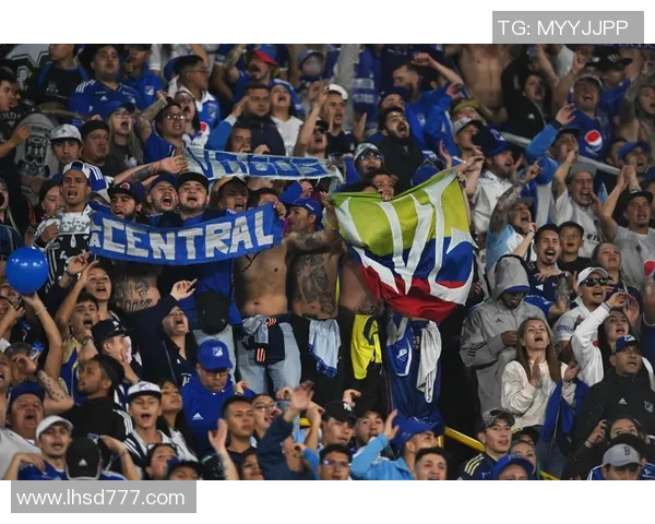 意甲焦点战曼城与切尔西握手言和乌龙球引发争议判罚全场沸腾