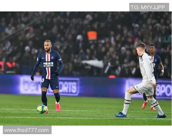 曼城逆转巴黎圣日耳曼点球大战成焦点全场沸腾