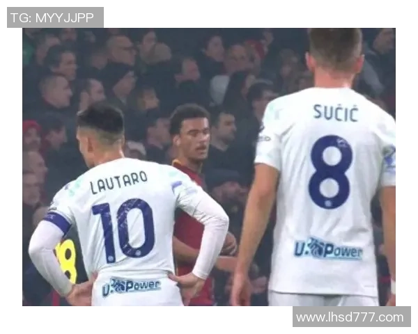 足总杯激战波尔图与那不勒斯互交白卷红牌事件引发全场热议