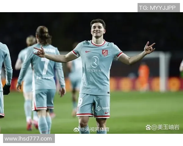 国王杯激战巴萨逆转马竞全场沸腾转会传闻再起