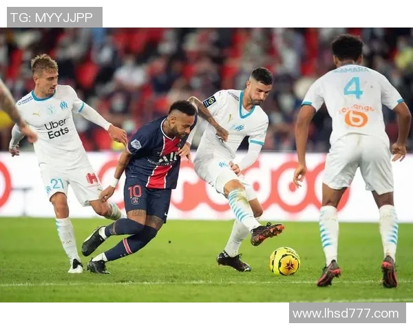 巴黎圣日耳曼完胜AC米兰乌龙球成比赛转折点引发热议