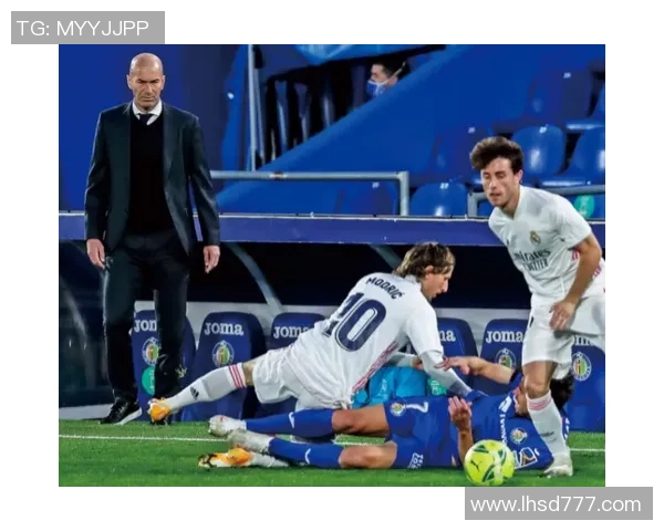 英超大战切尔西强势3-0战胜皇马全场沸腾瞬间回顾与分析