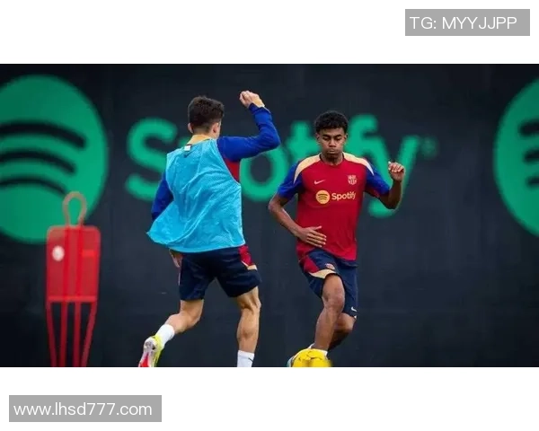 国王杯激战:那不勒斯与多特蒙德握手言和引发转会热议 国王杯激战:那不勒斯与多特蒙德握手言和引发转会热议